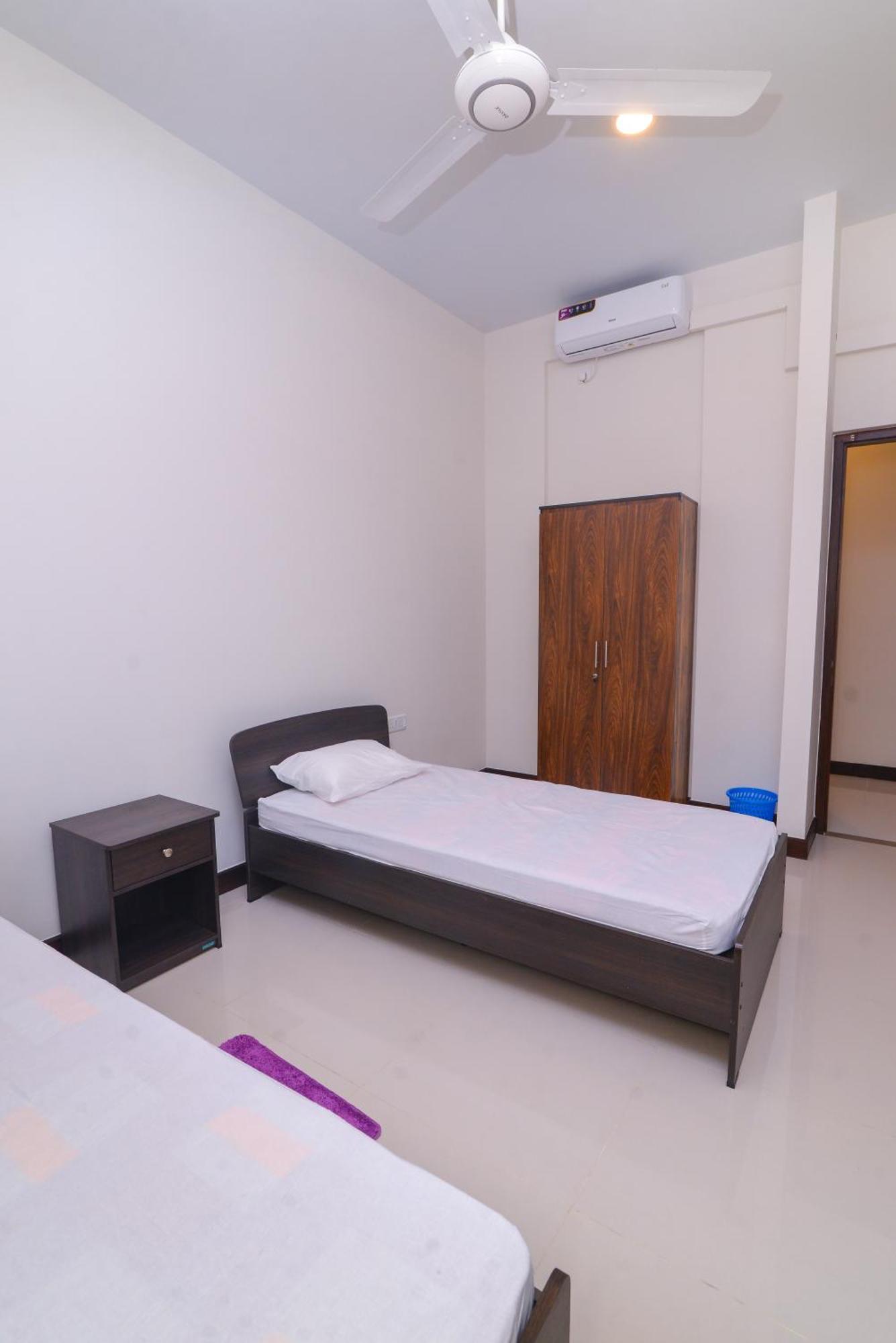 Bluewind Luxury - 2rooms - Wattala-hemas Hospital Apartment *